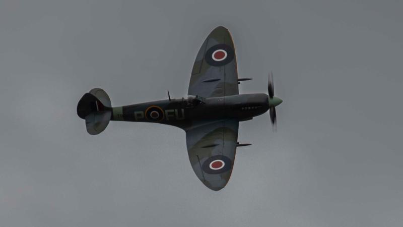 Air Force heritage aircraft flypast at RAAF Base Wagga | Air Force