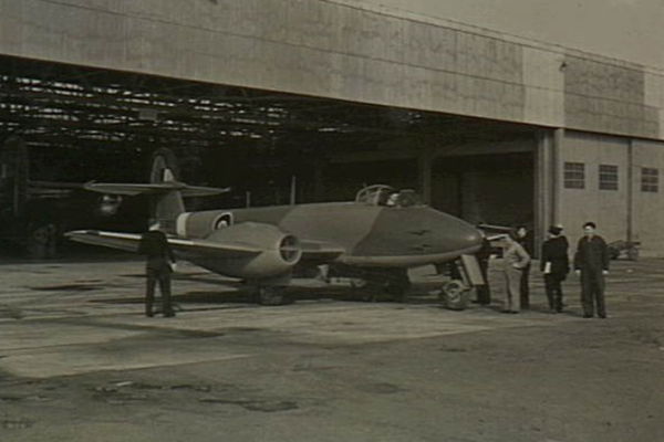 Laverton, Vic. 1946-06-05. Gloster Meteor jet aircraft, serial no. EE427, on the tarmac at Aircraft Performance Unit (APU) RAAF Station Laverton, before making the first flight of a jet-propelled aircraft in Australia